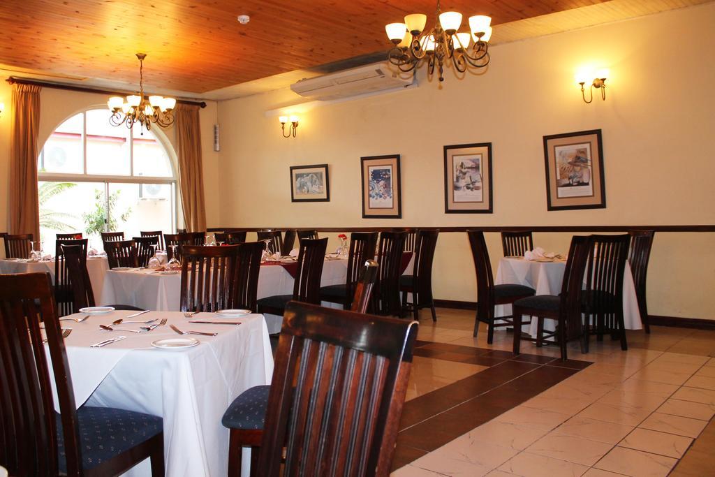The George Hotel Manzini Ngoại thất bức ảnh