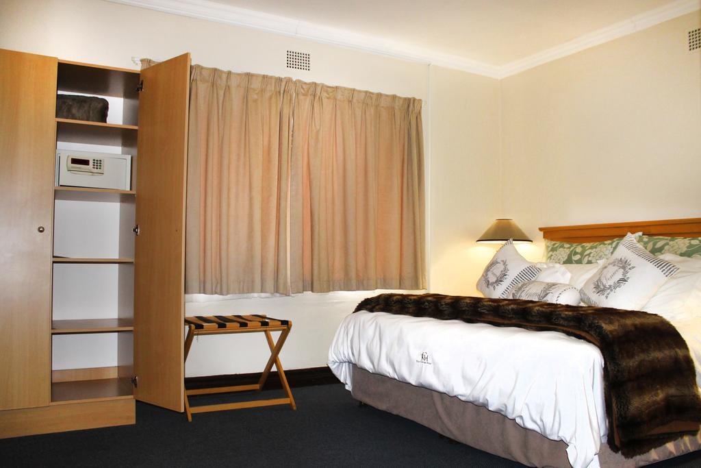 The George Hotel Manzini Ngoại thất bức ảnh