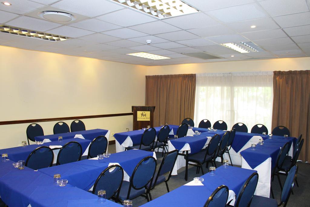 The George Hotel Manzini Ngoại thất bức ảnh