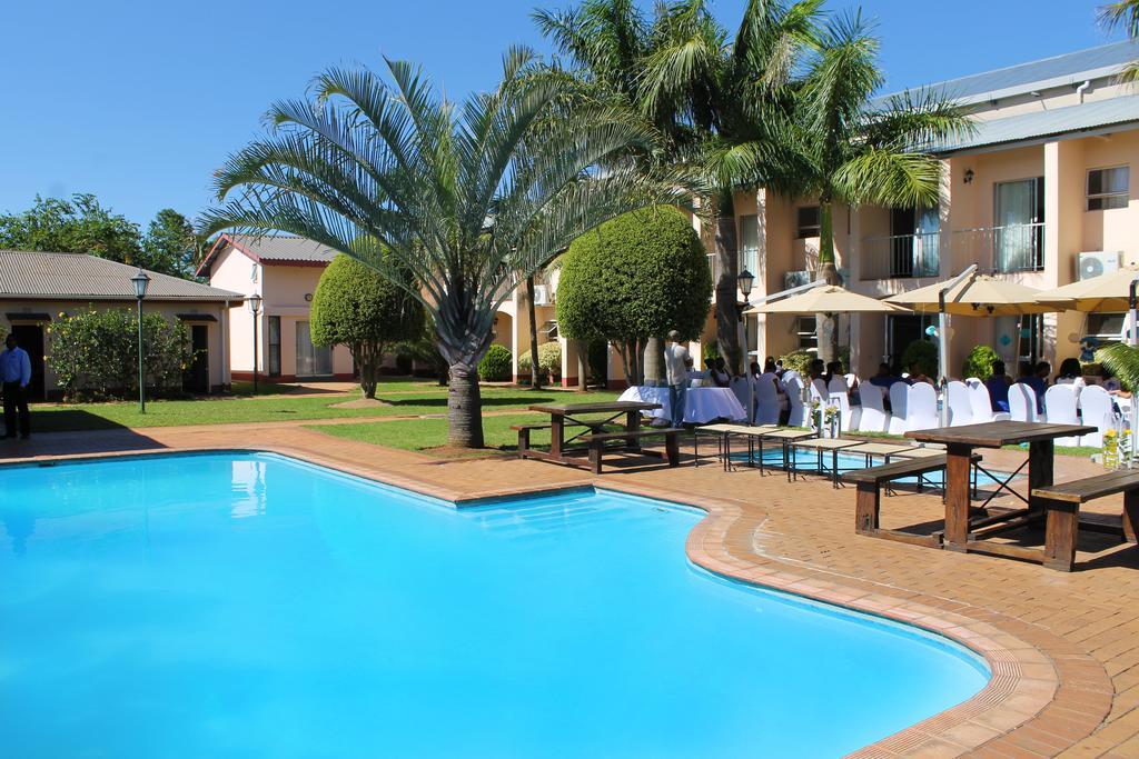 The George Hotel Manzini Ngoại thất bức ảnh