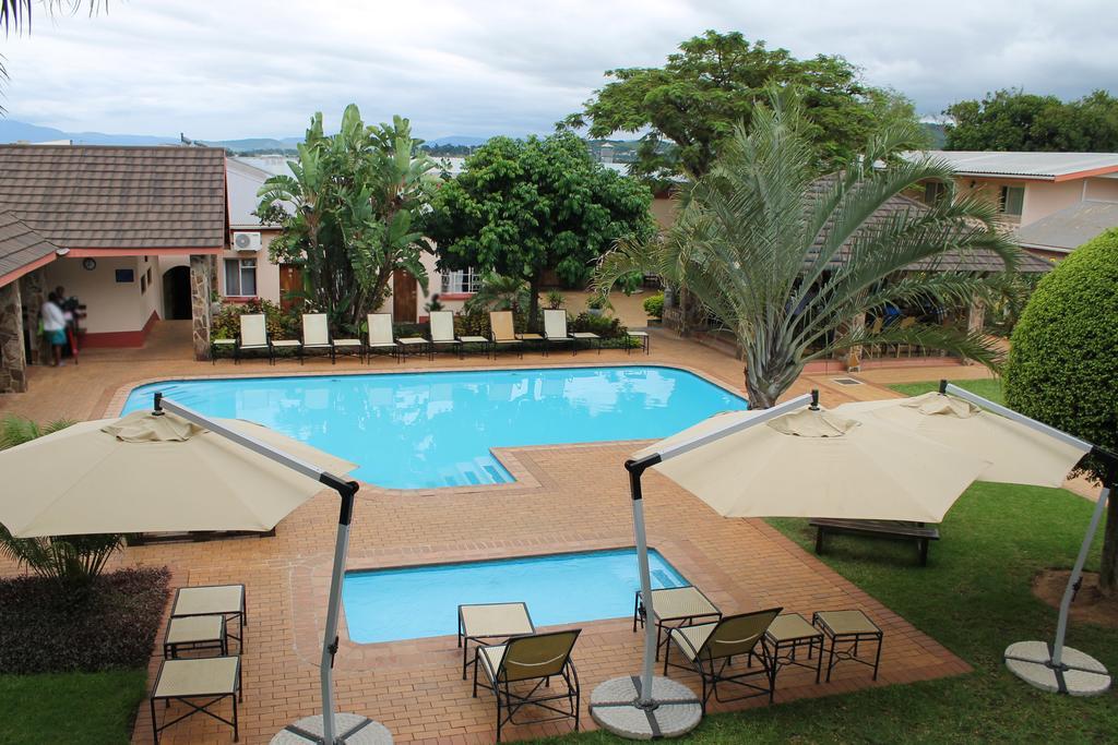 The George Hotel Manzini Ngoại thất bức ảnh