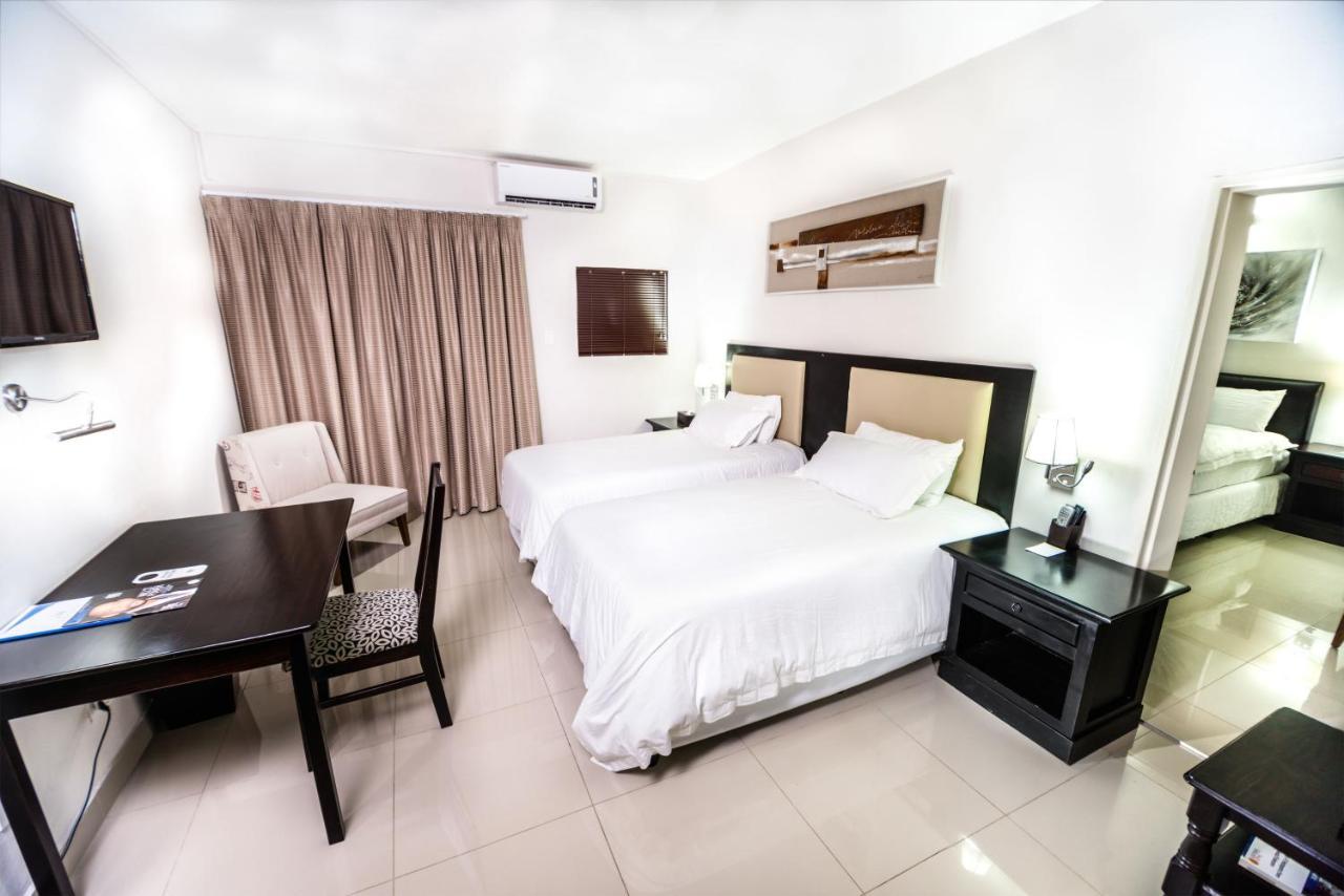 The George Hotel Manzini Ngoại thất bức ảnh
